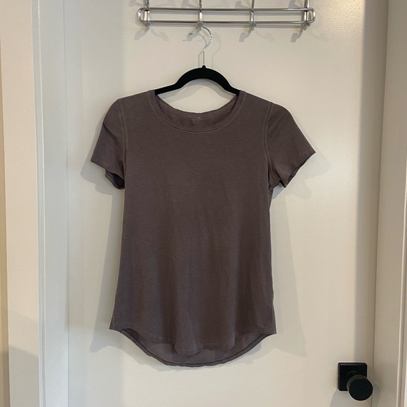 TWO Lululemon Love Crewneck T-shirt's - Picture 7 of 9